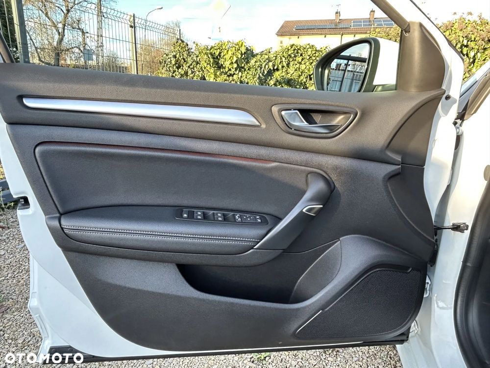 Renault Megane 1.3 TCe FAP Intens - 23