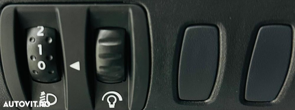 Renault Clio dCi 75 Stop & Start Life - 31