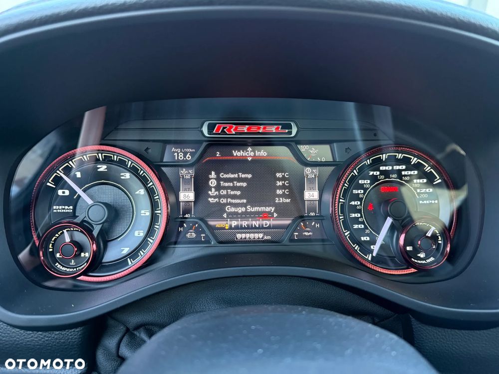 RAM 1500 5.7 Crew Cab Rebel - 25