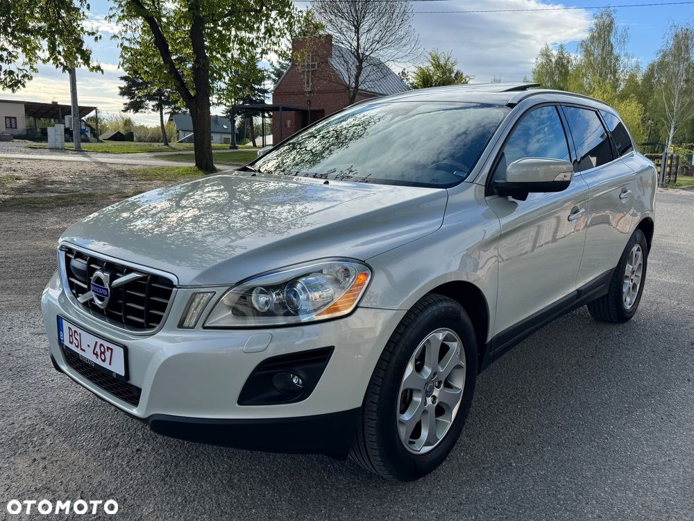 Volvo XC 60 D5 AWD Momentum - 1