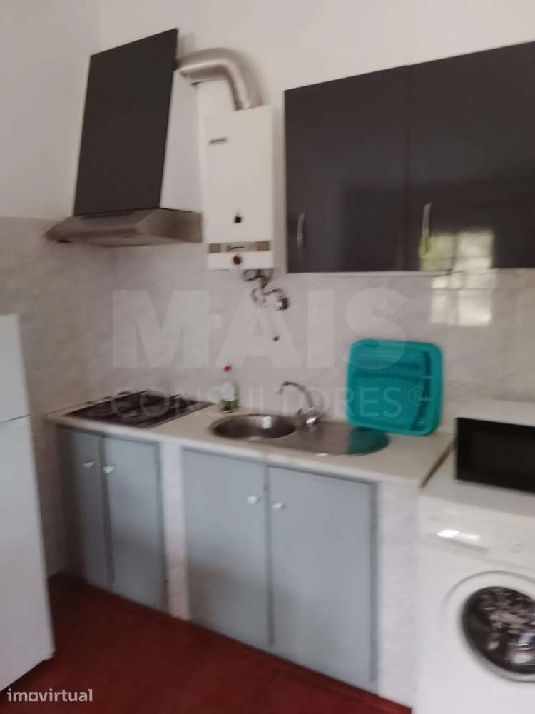 Moradia T2 com Quintal, Terraço e Churrasqueira em Vila Nova de Mil... - Grande imagem: 5/18