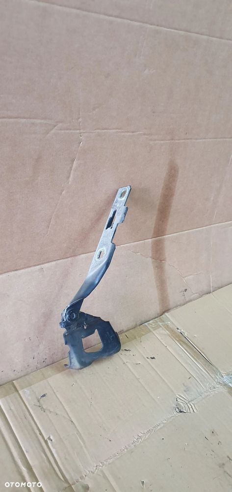 Zawias maski lewy przód przedni Audi A4 B8 Lift 8K0823301D - 3