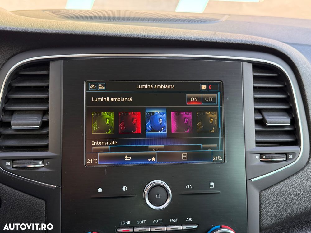 Renault Megane BLUE dCi 115 GT LINE - 18