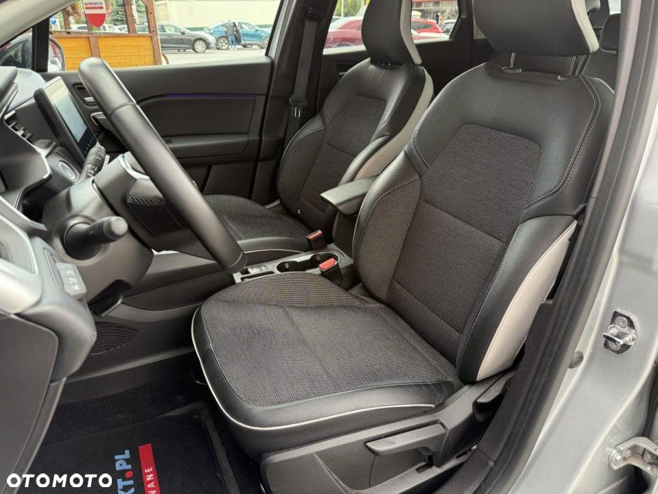 Renault Captur - 31