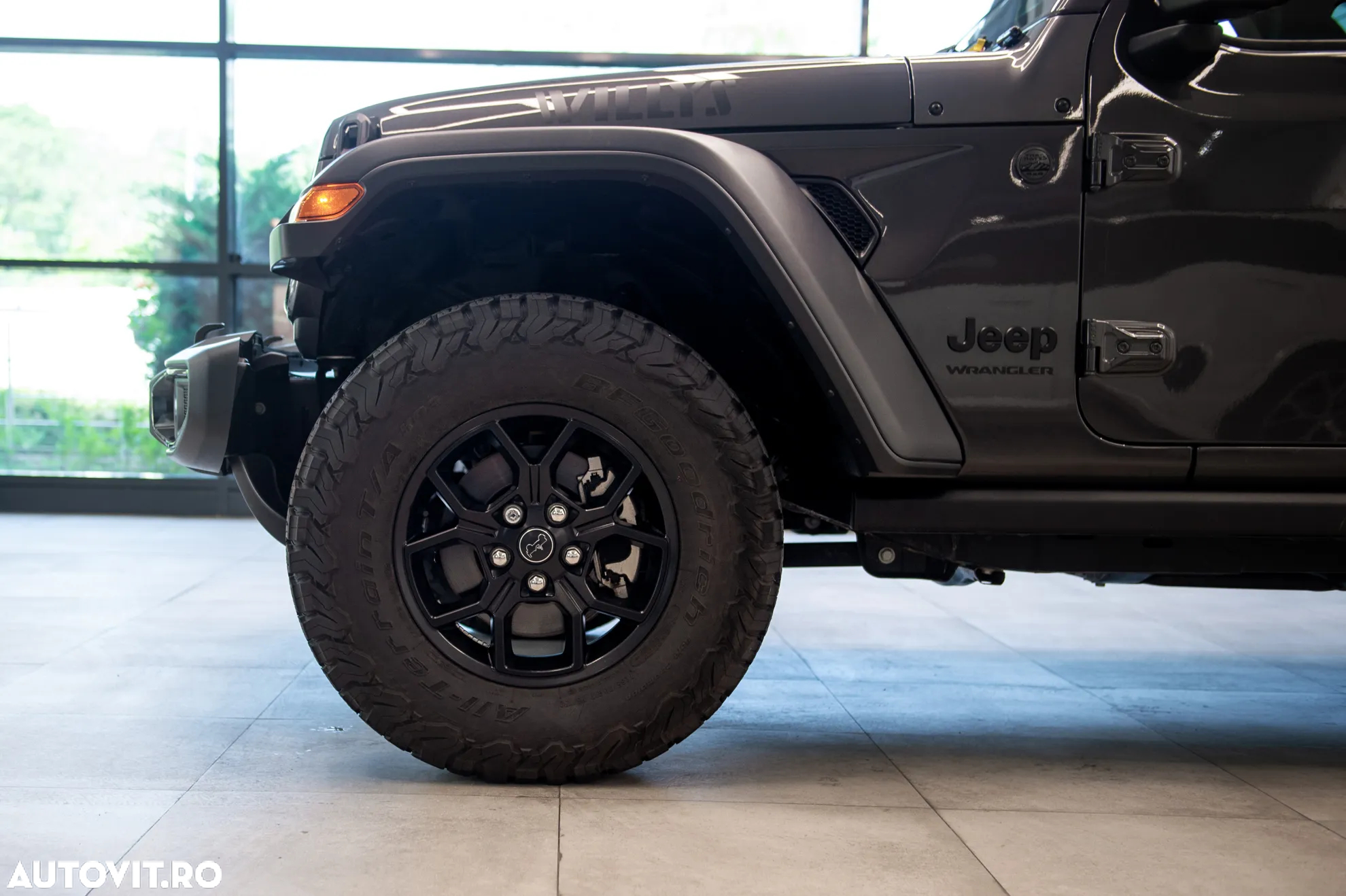 Jeep Wrangler - 12