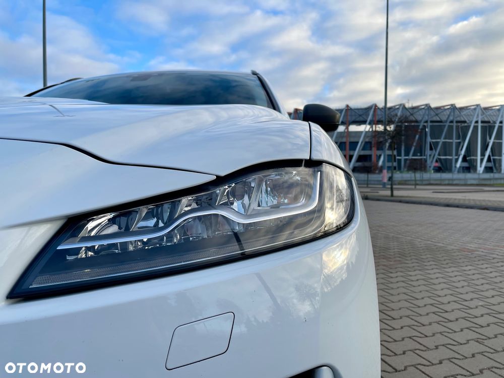 Jaguar F-Pace 2.0 i4D RWD R-Sport - 18