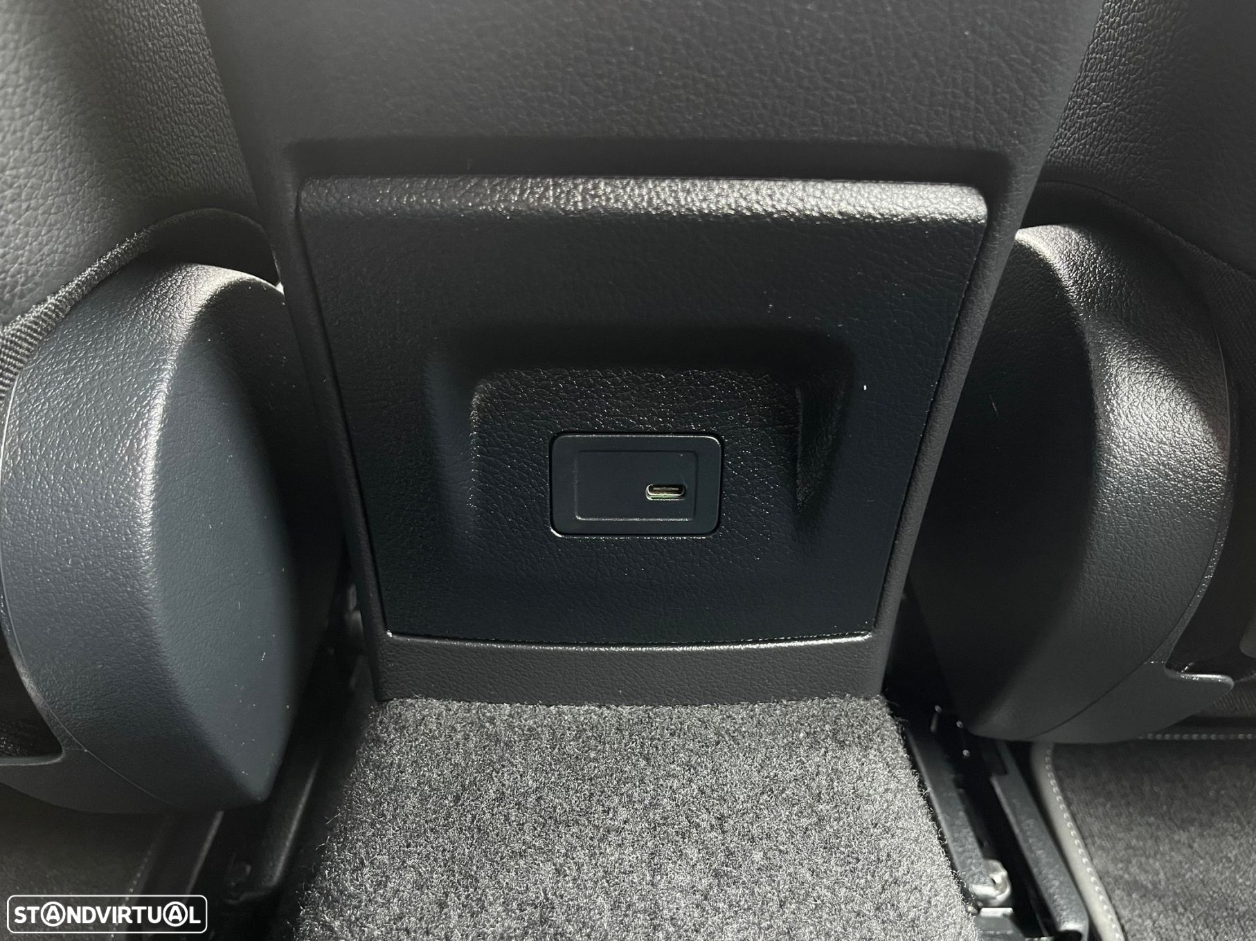 Mercedes-Benz A 250 - 43