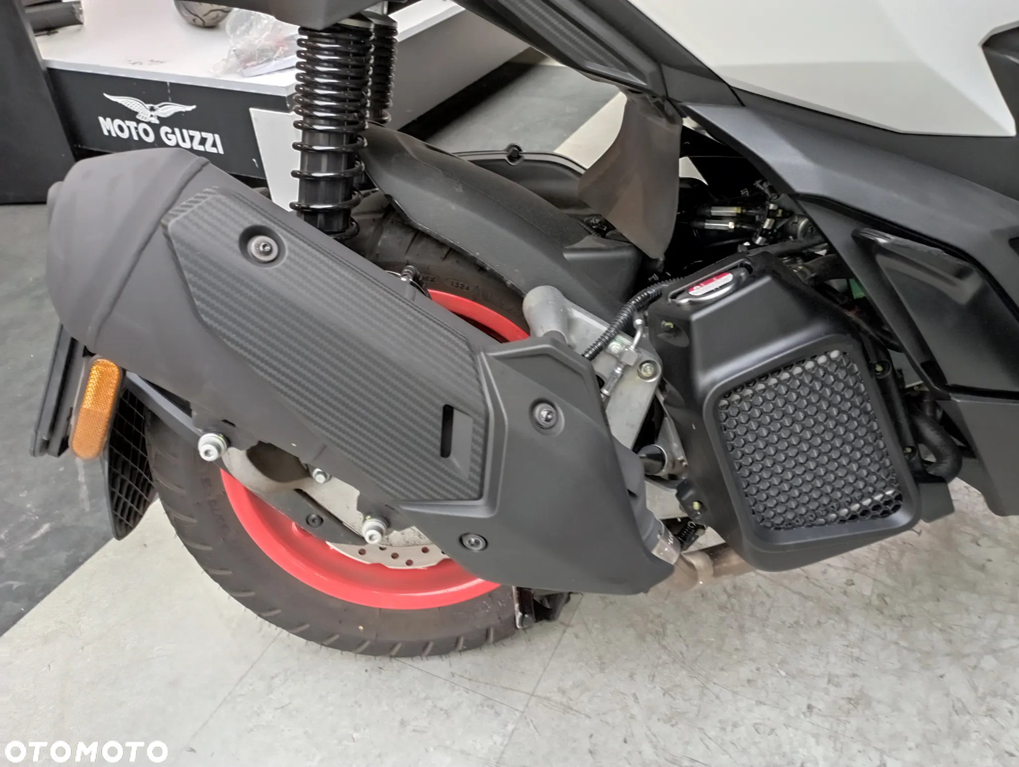Aprilia SR - 11