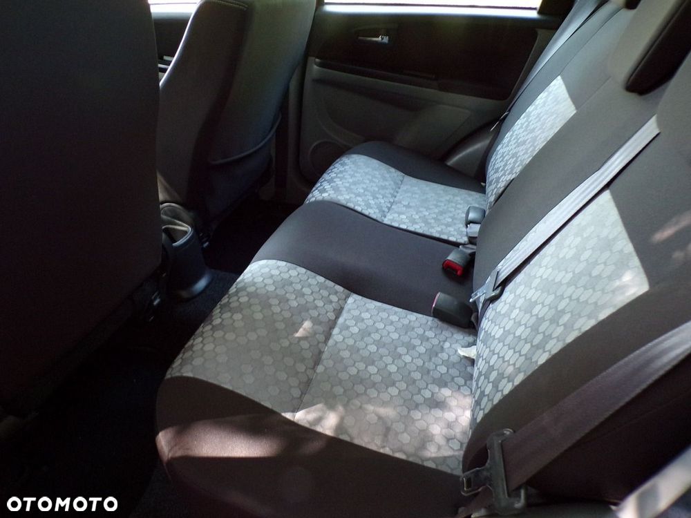 Suzuki SX4 - 16