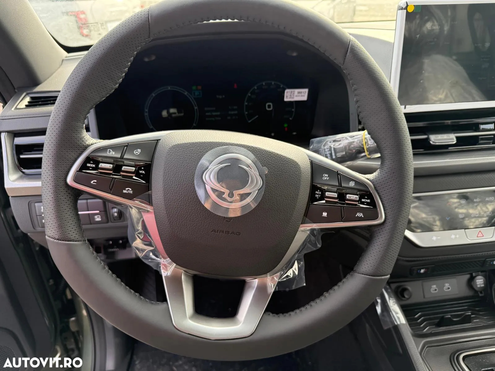 SsangYong MUSSO Grand 2.2 e-XDI 6AT Premium - 14