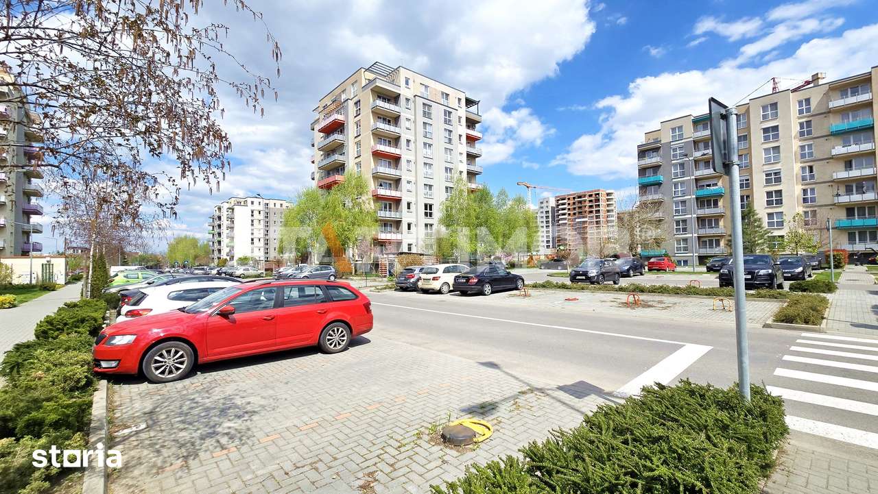 Apartament cu boxa si parcare zona Coresi — fotografia 1