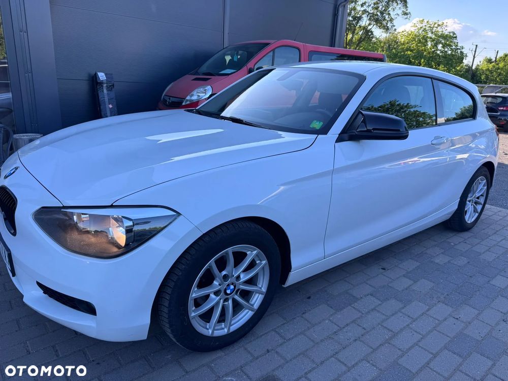 BMW Seria 1 118d - 25