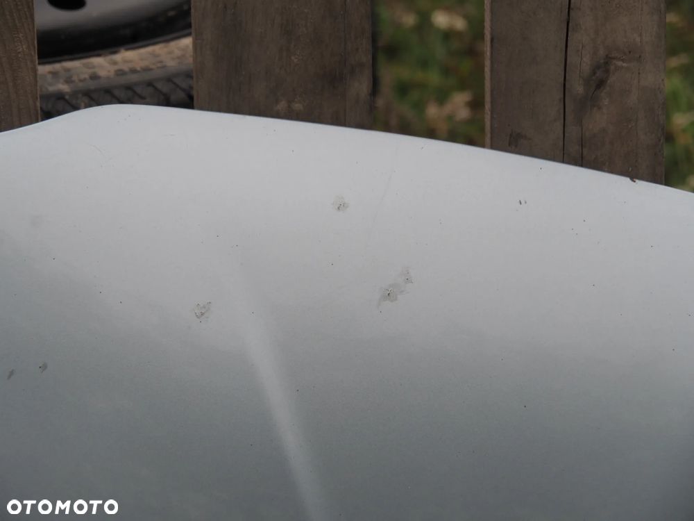 Maska pokrywa silnika Toyota Corolla Verso II 8S1 - 4