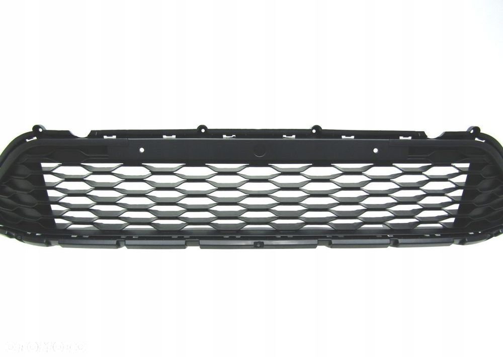 Kratka /atrapa środkowa w zderzak VW T-ROC 17 - - 3