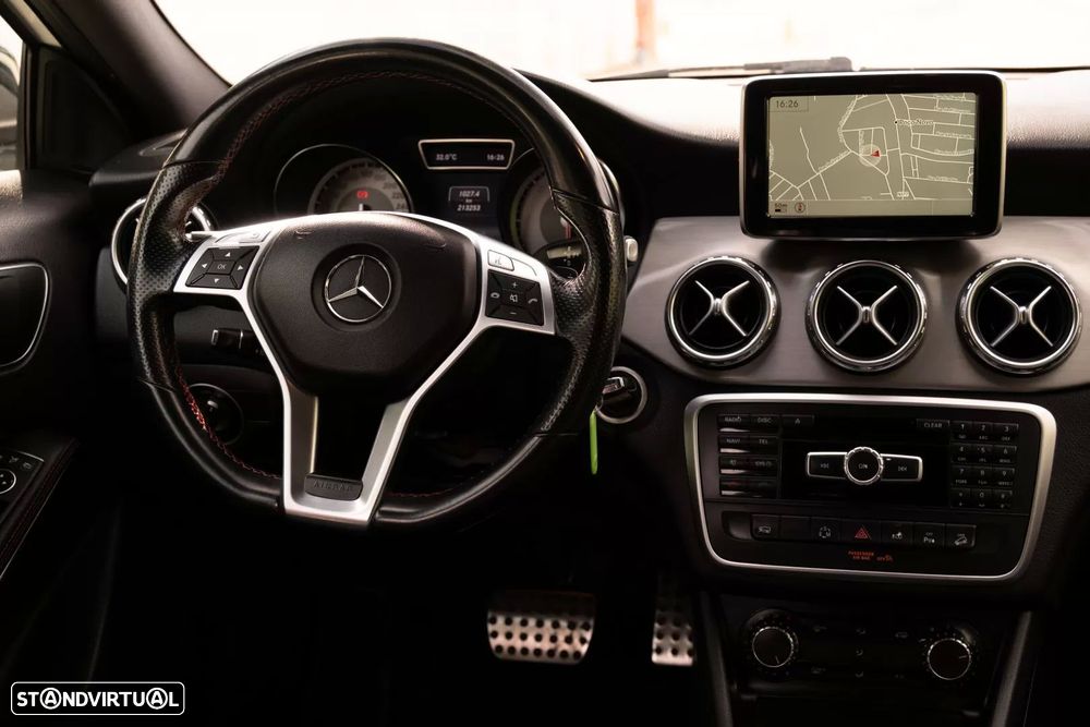 Mercedes-Benz GLA 220 CDi AMG Line - 7
