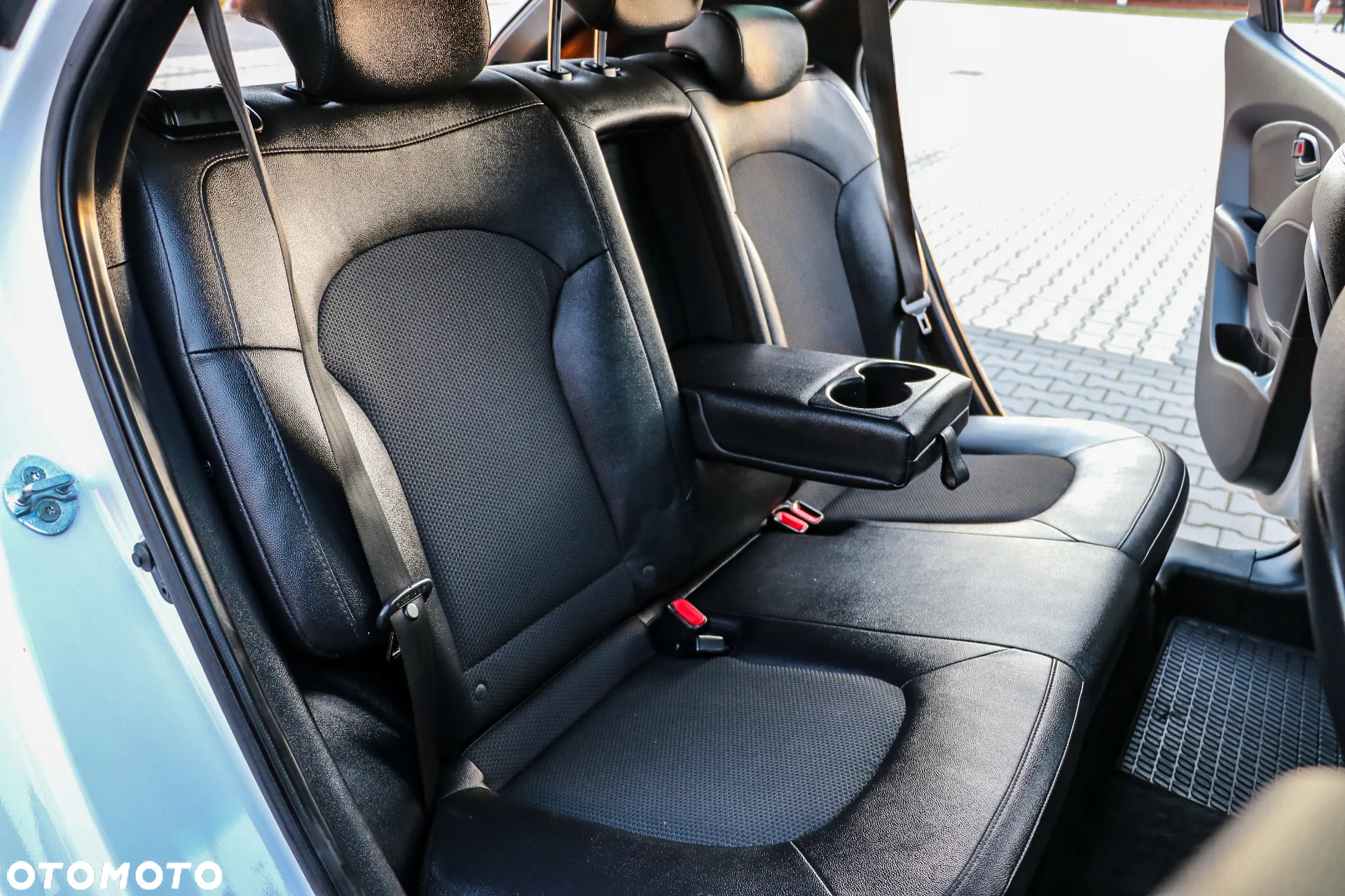 Hyundai ix35 1.6 2WD blue Comfort - 21