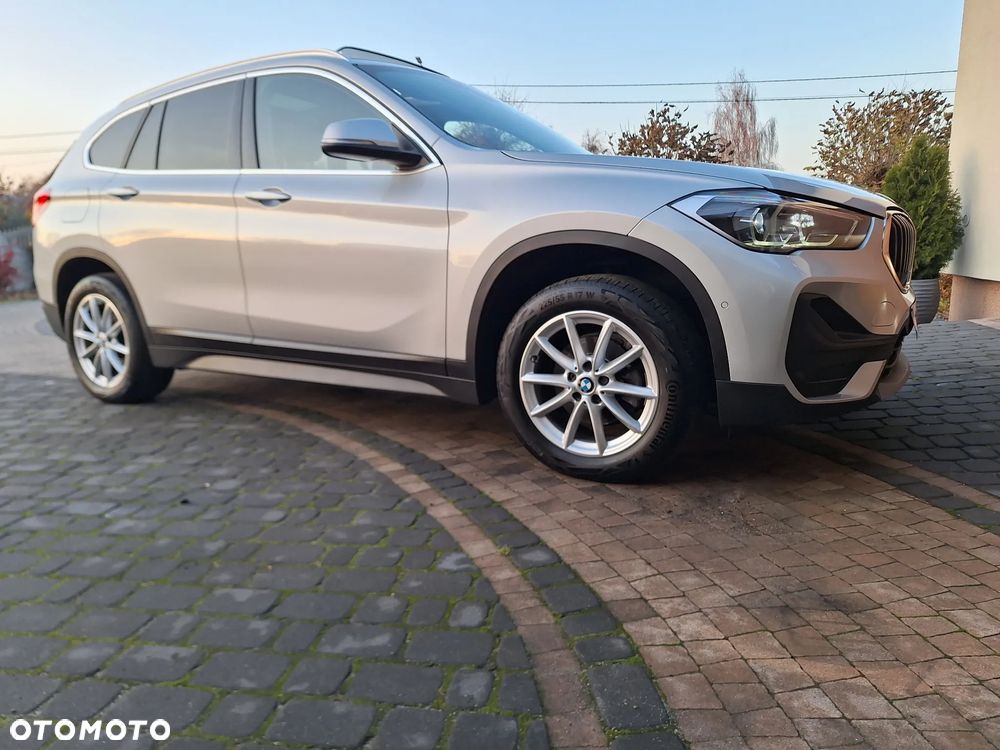 BMW X1 sDrive16d Advantage - 1