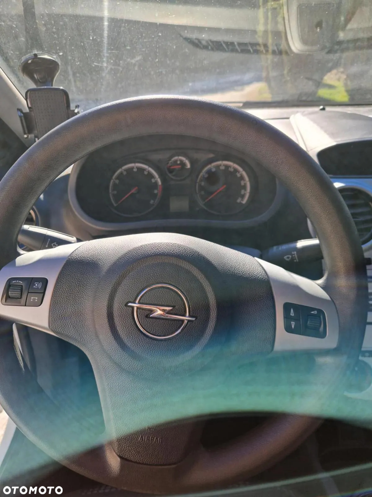 Opel Corsa - 11