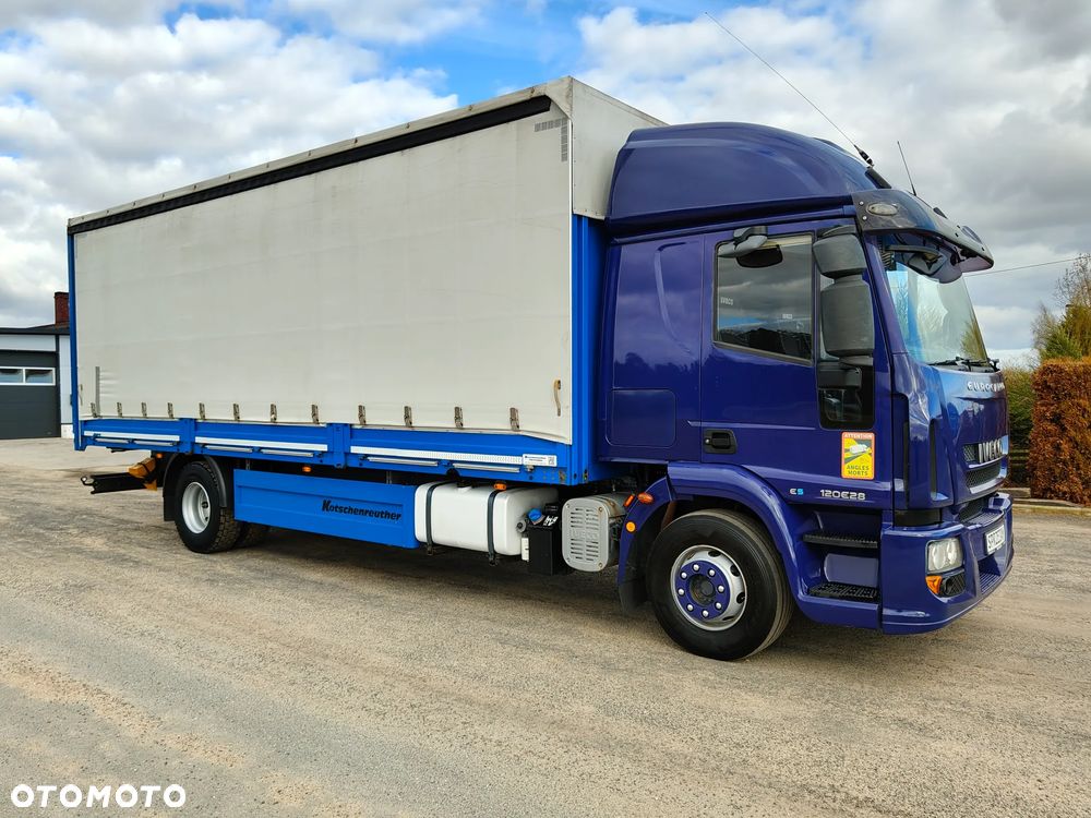 Iveco EuroCargo 120E28 - 8