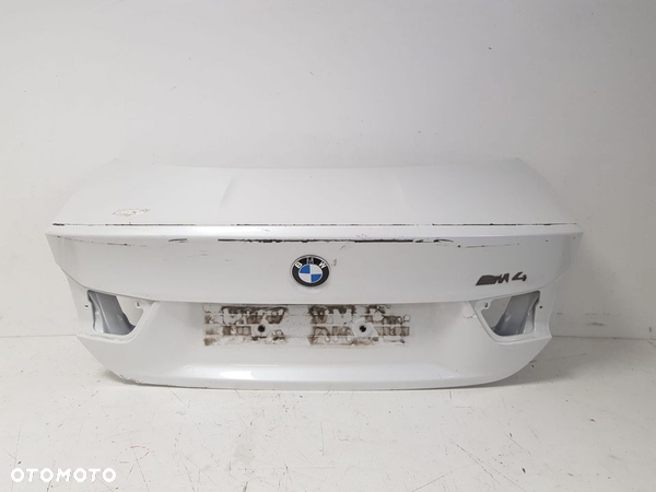 BMW F82 M4 KLAPA BAGAŻNIKA 8067900