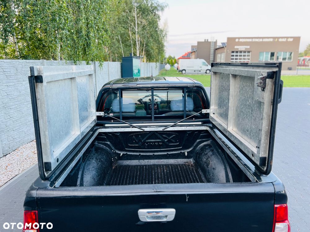 Isuzu D-Max 3.0d DC LS - 16