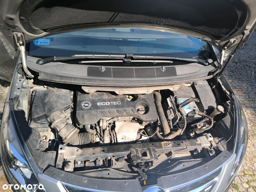 Opel Zafira 1.6 T SIDI Cosmo - 26
