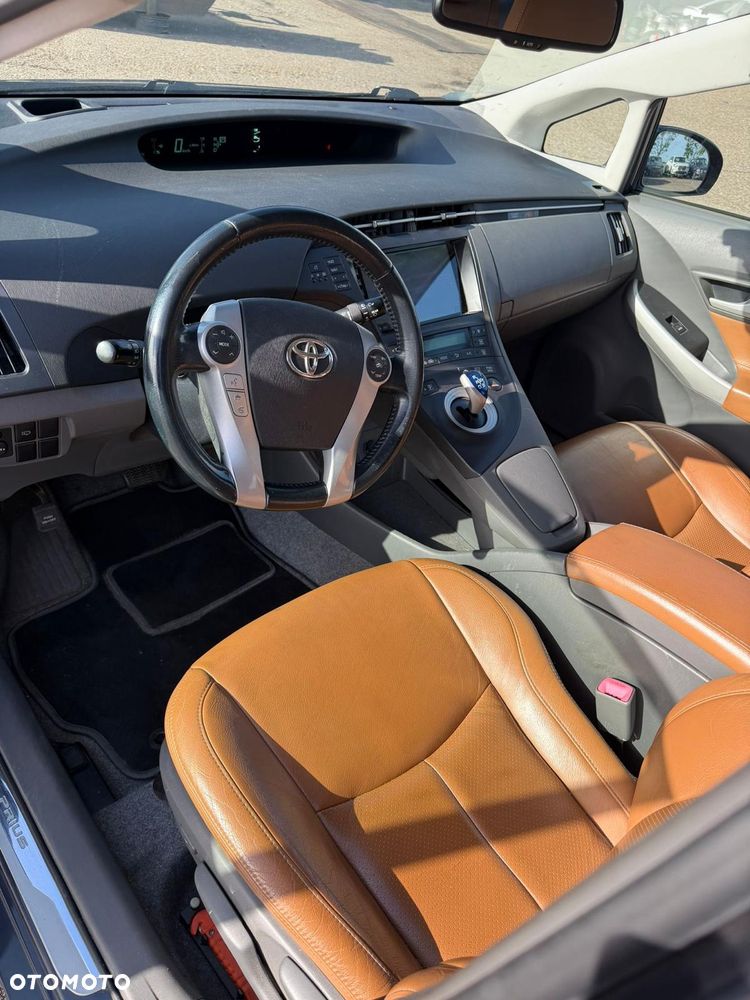 Toyota Prius - 31