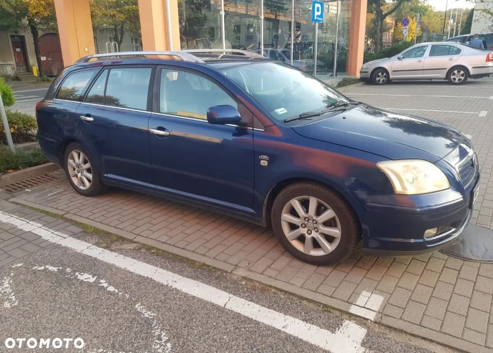 Toyota Avensis - 3
