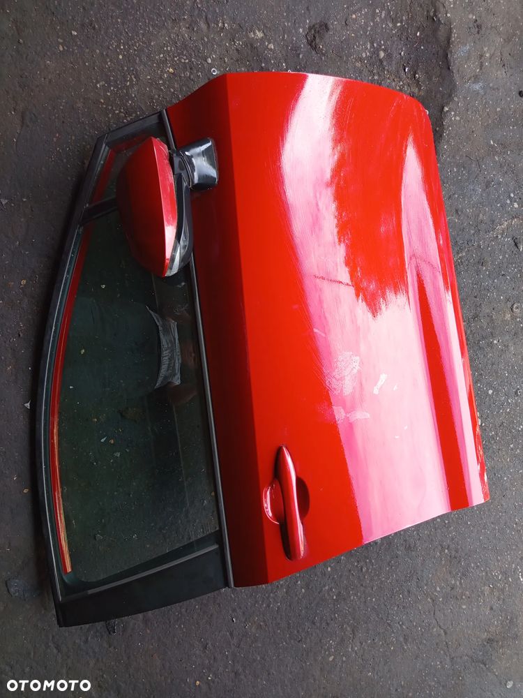 DRZWI PRAWE PRZEDNIE TOYOTA COROLLA E21 19- KOD LAKIERU-3US - 2