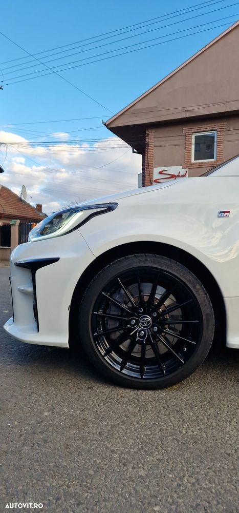 Toyota Yaris GR WRC Triple Edition - 4