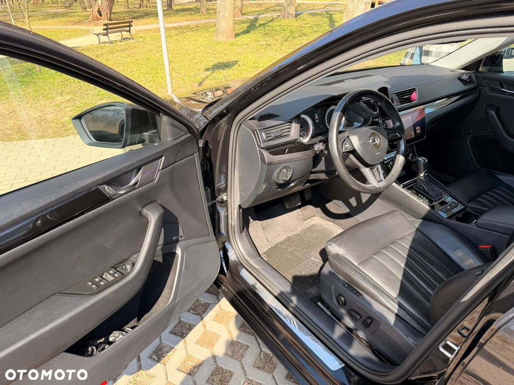 Skoda Superb 2.0 TDI SCR L&K DSG - 4