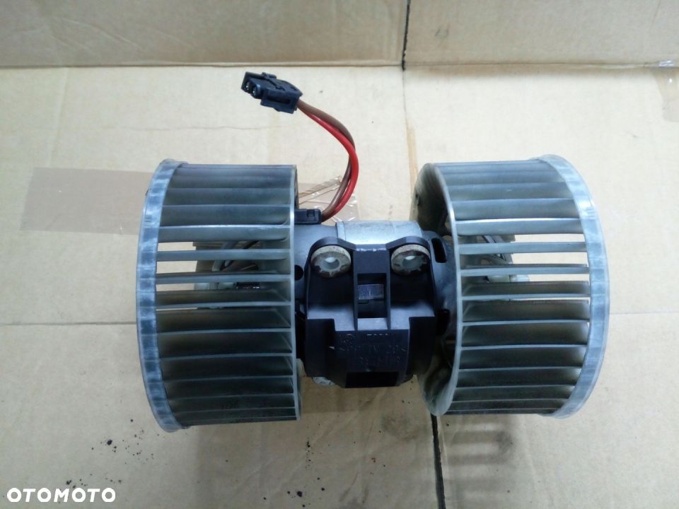 WENTYLATOR DMUCHAWY BMW E83 E46 BMW X3 0130101103 - 1