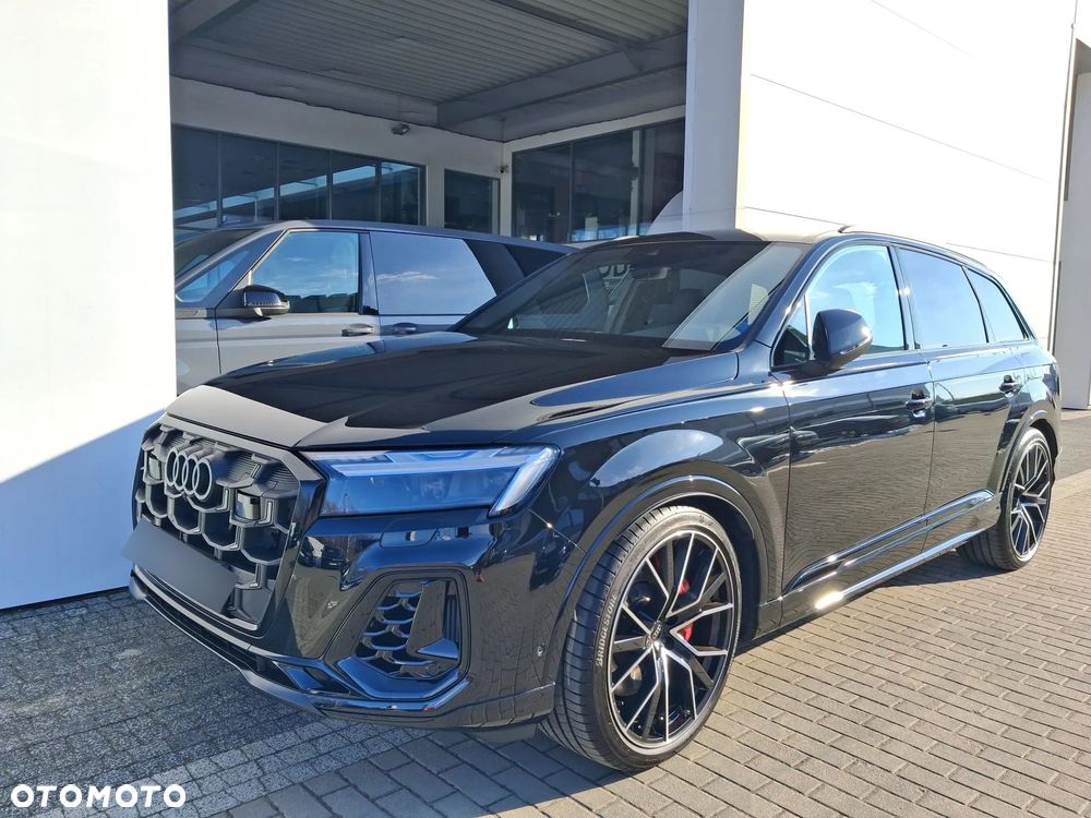 Audi Q7 - 1