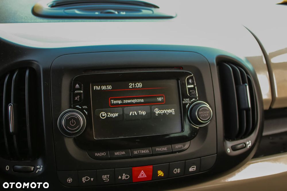 Fiat 500L 1.4 16V Fresh - 31