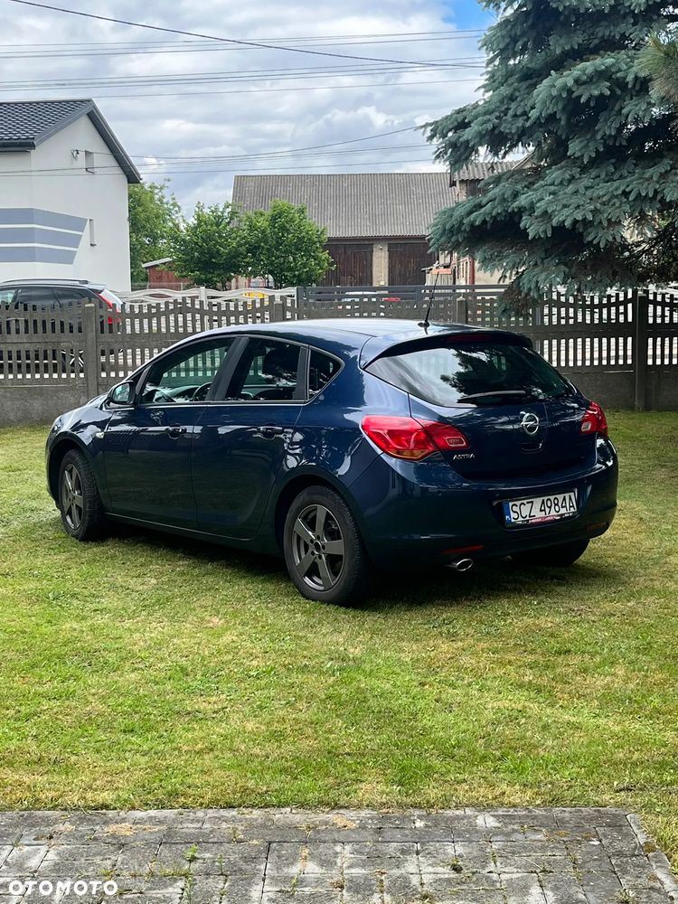 Opel Astra - 6