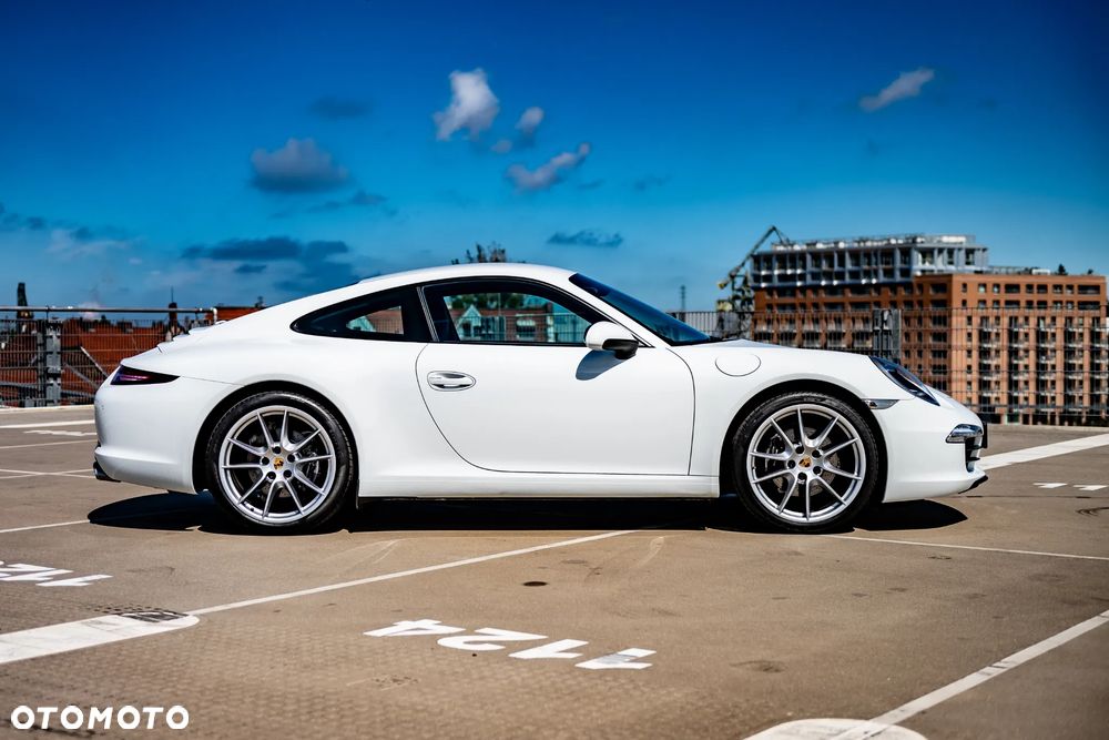 Porsche 911 Carrera PDK - 3