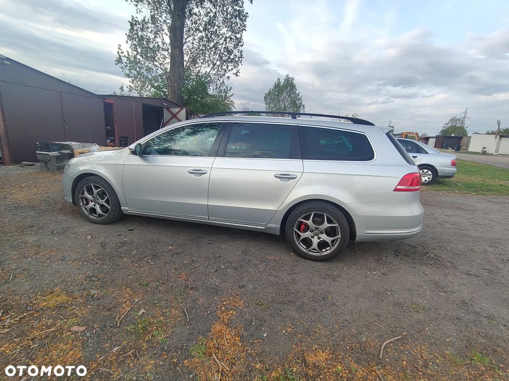 Volkswagen Passat 2.0 TDI Highline - 4