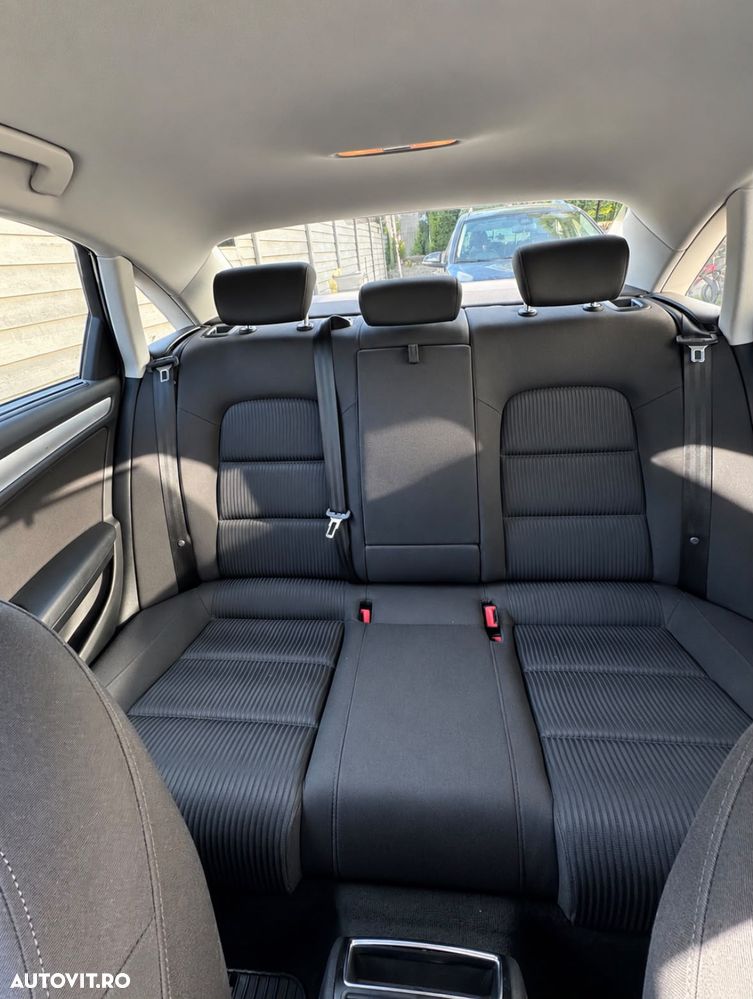 Audi A4 Limuzina 2.0 TDI B8 - 10