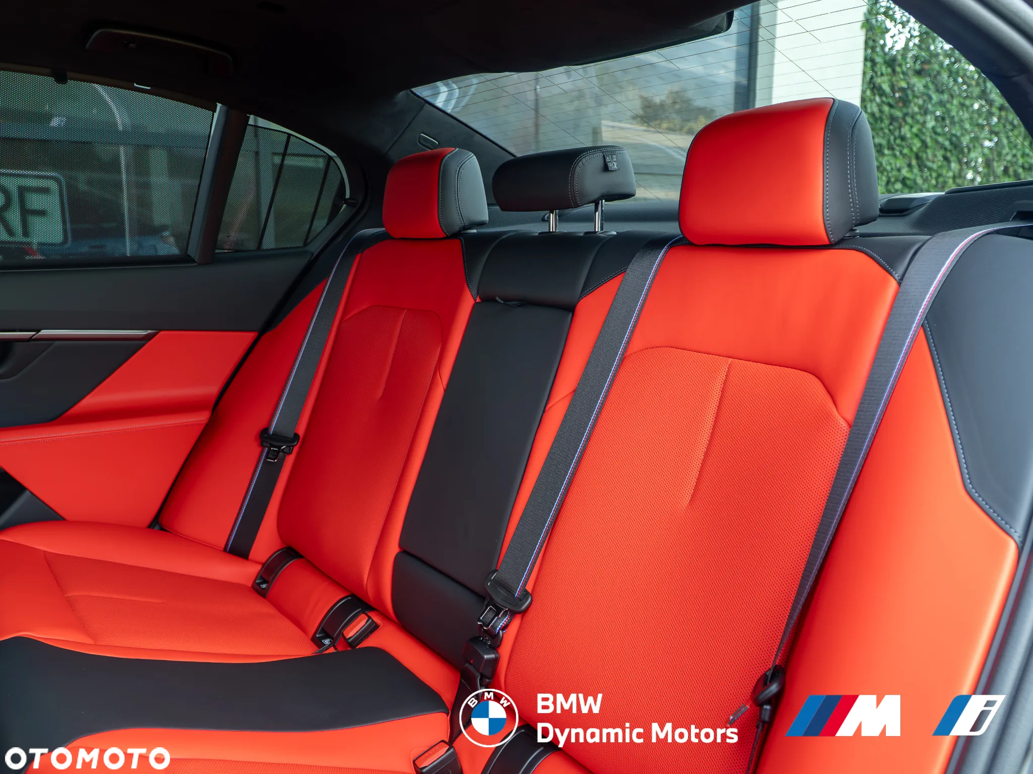 BMW M5 xDrive - 24