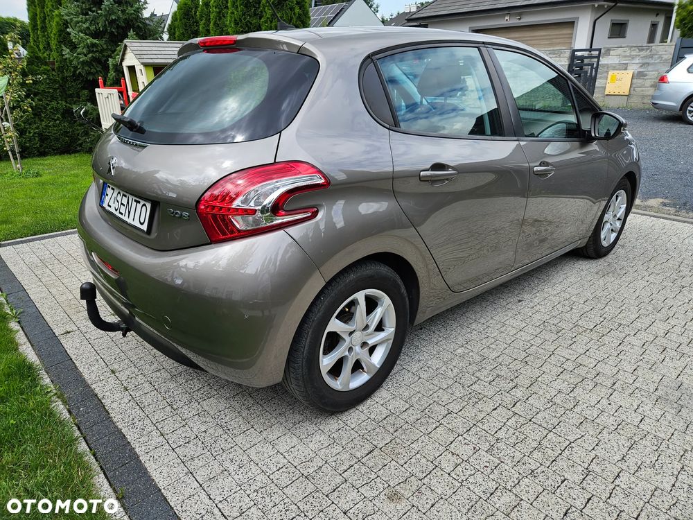 Peugeot 208 95 VTI Allure - 6