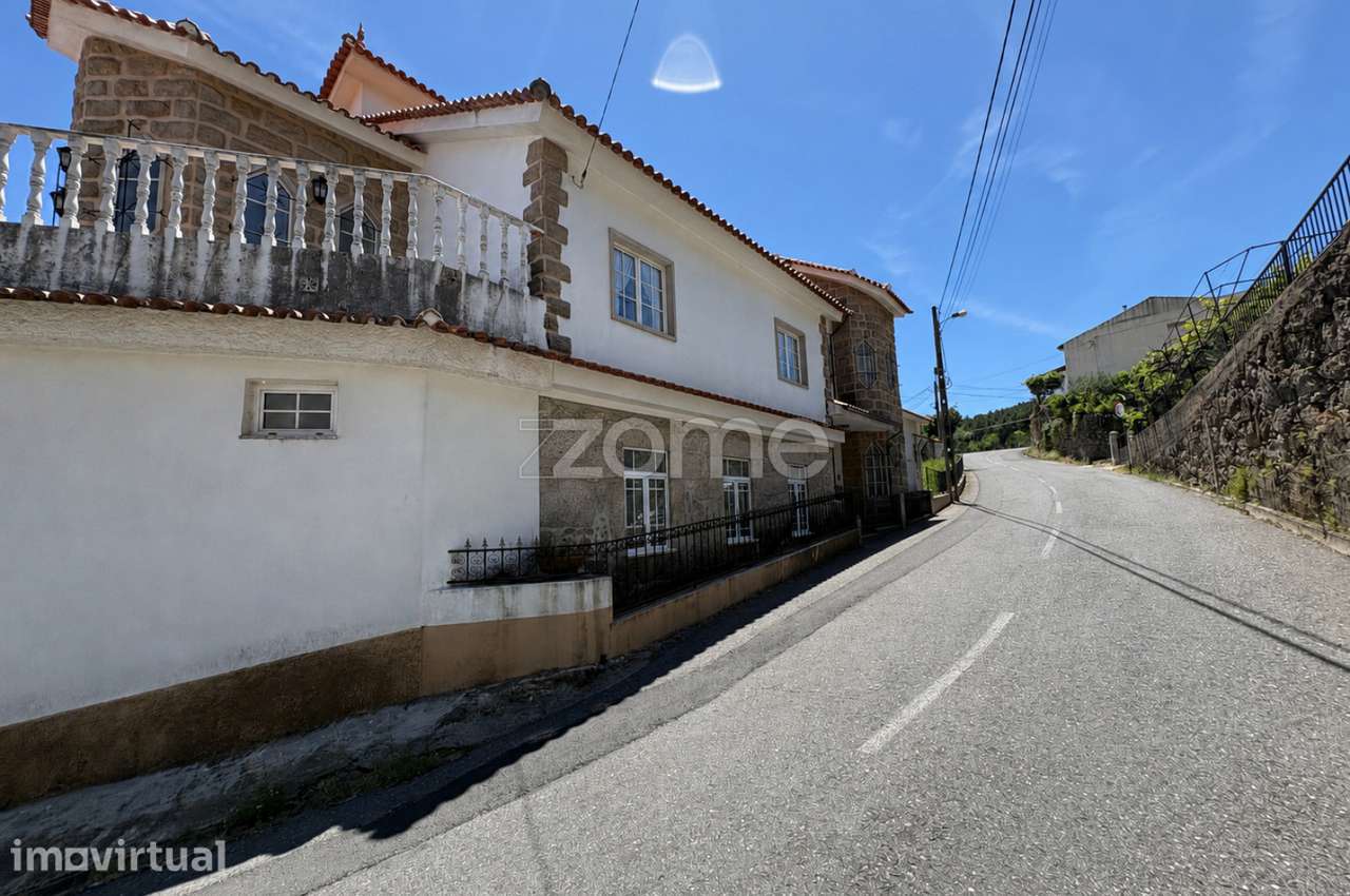 Moradia T3 + 5 para venda - Covilhã - Grande imagem: 3/60