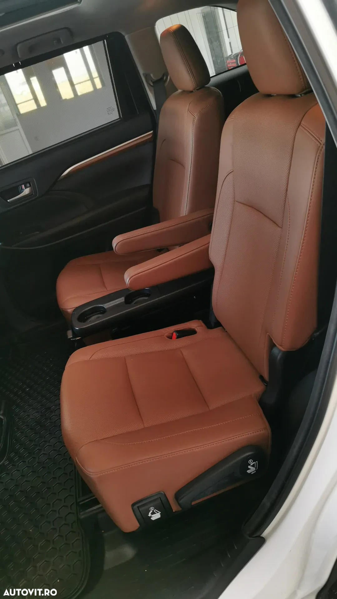 Toyota Highlander - 18