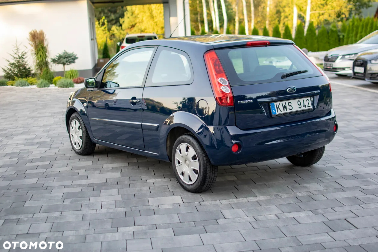 Ford Fiesta - 16