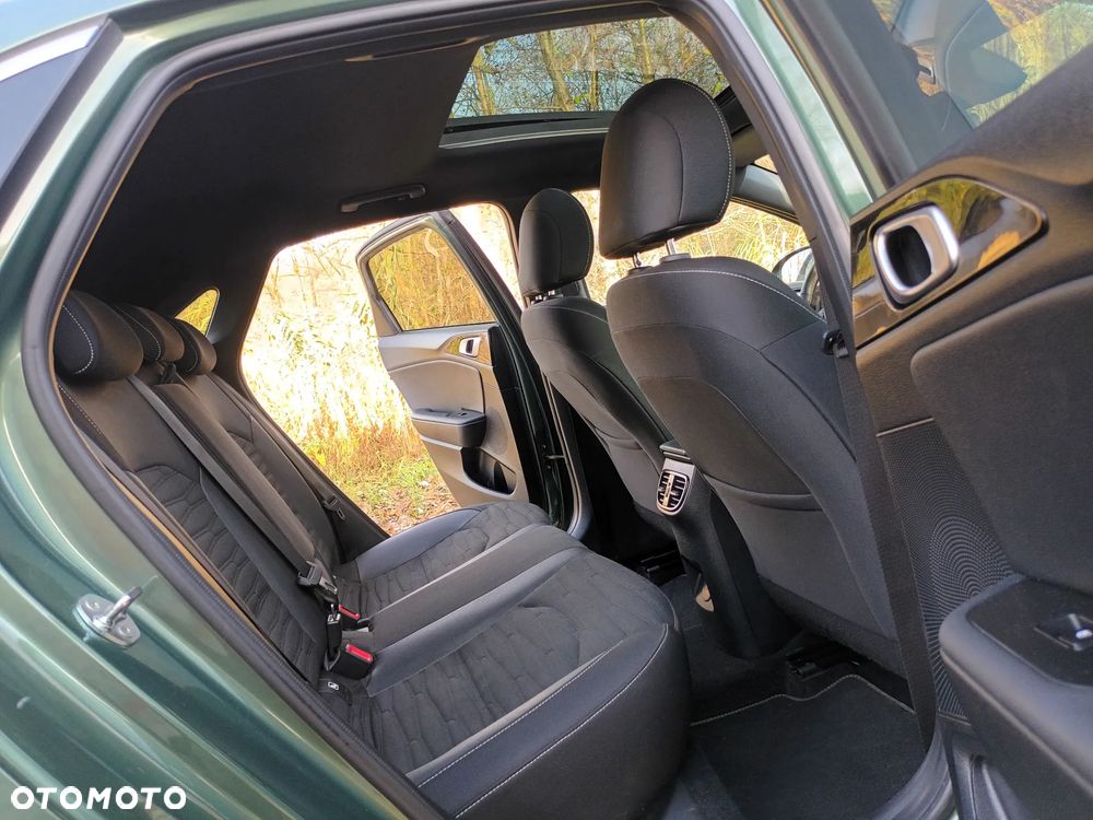 Kia Ceed 1.5 T-GDI GT-Line DCT - 13