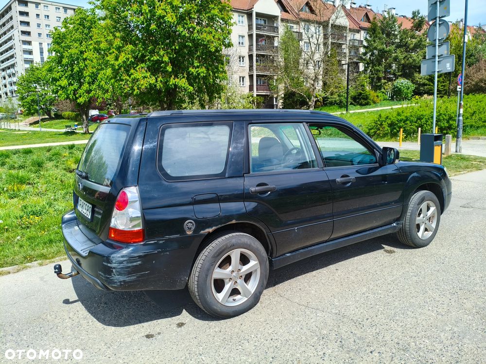 Subaru Forester 2.0 X - 2