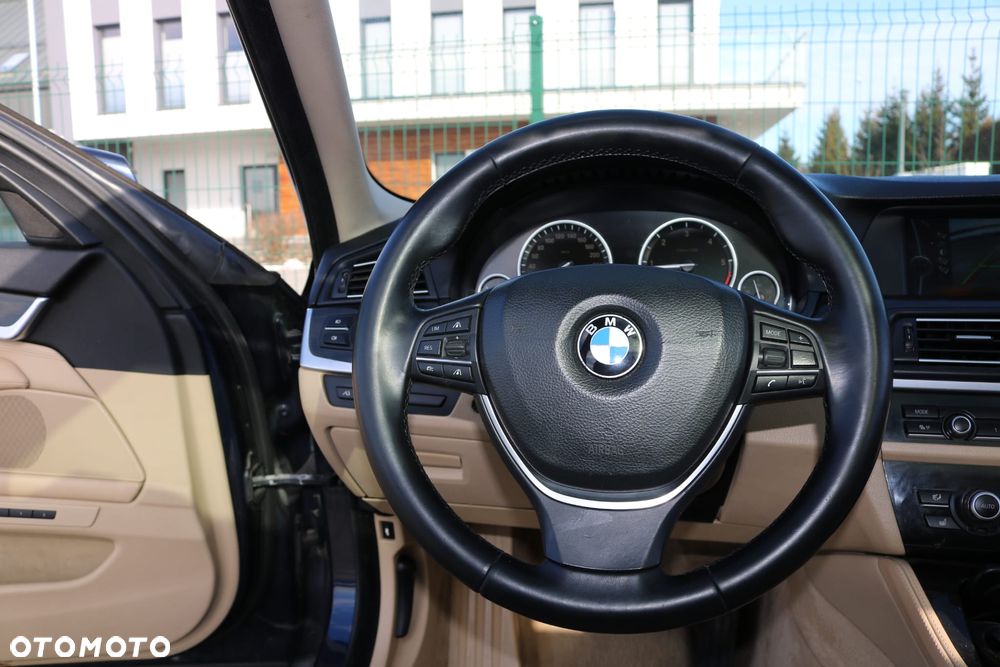 BMW Seria 5 525d xDrive Modern Line - 26