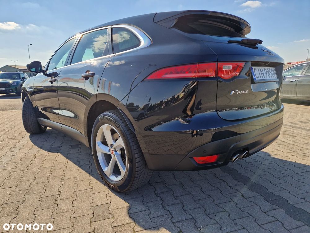 Jaguar F-Pace 20d AWD Prestige - 3