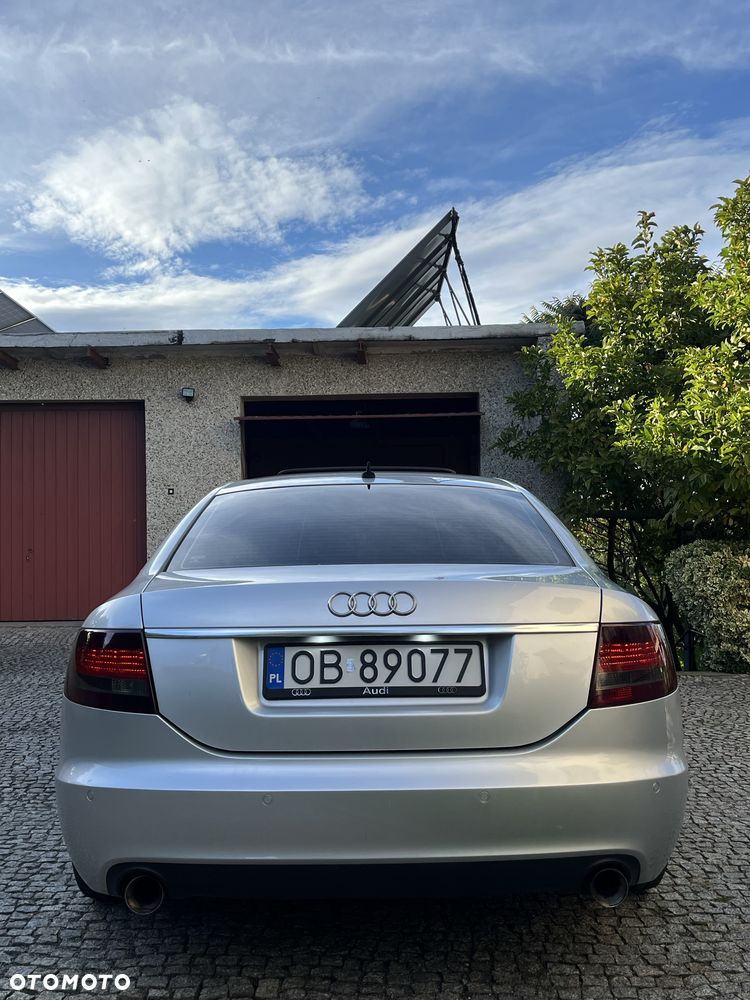Audi A6 2004 photo 2