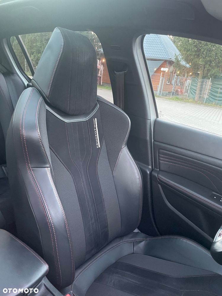 Peugeot 308 1.6 e-THP GTi by Sport S&S - 12