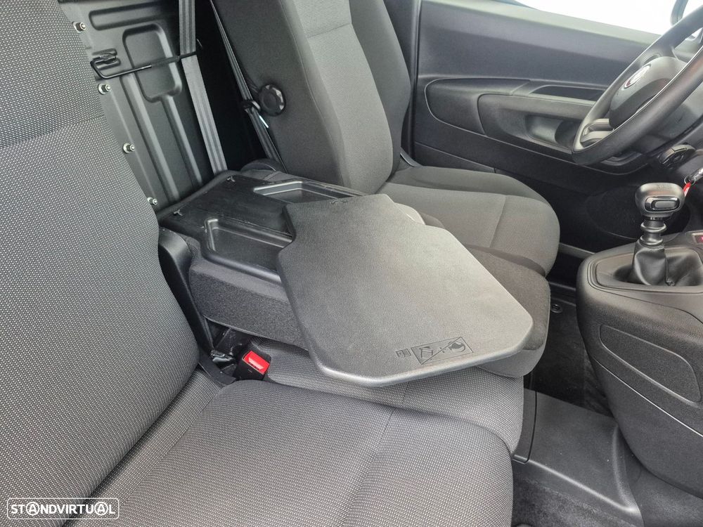 Fiat Doblo Outro - 24